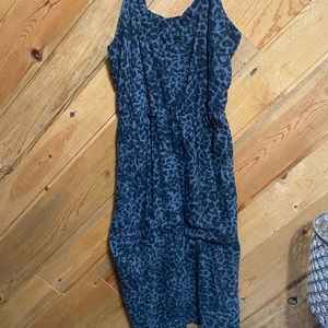 Cheetah print summer dress, mid length, below the knees on most